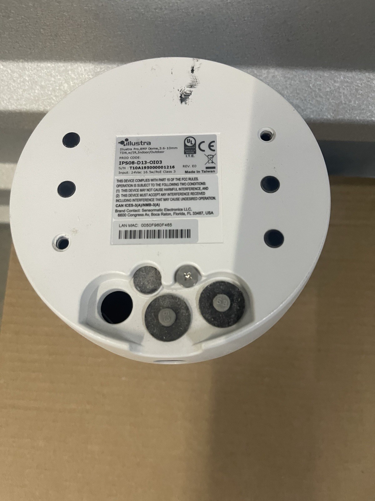 Illustra PRO Mini-Dome IPS08-D13-OI03 8MP