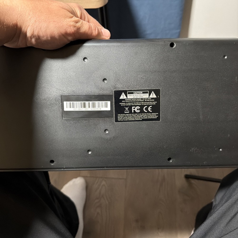 ALESIS Q49 49-KEY USB/MIDI CONTROLLER Og Box