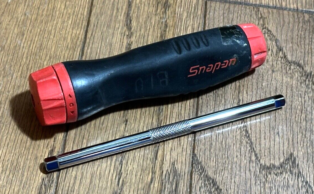 Snap On Tools Ratcheting Screwdriver 1/4" Socket Driver Interchangeable Bit Red