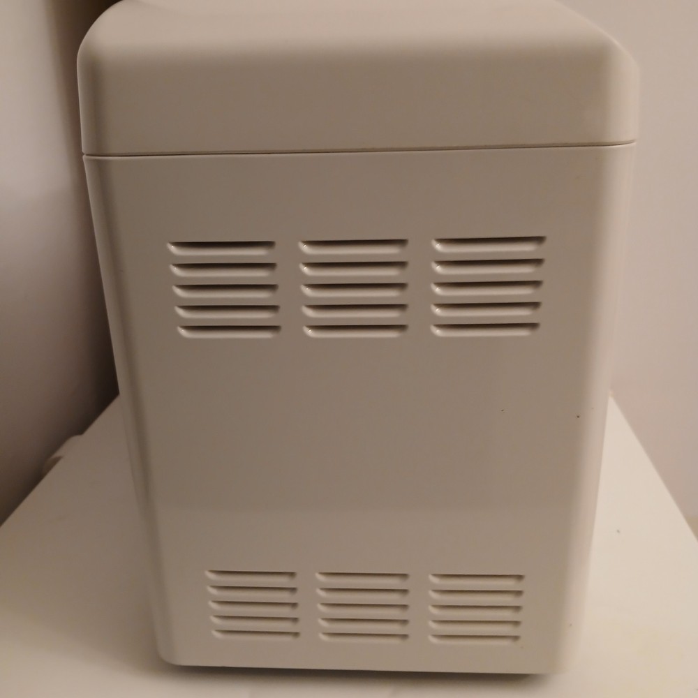 Bread Maker Breadman TR888 Corner Bakery 2lb Programmable Dessert Bread