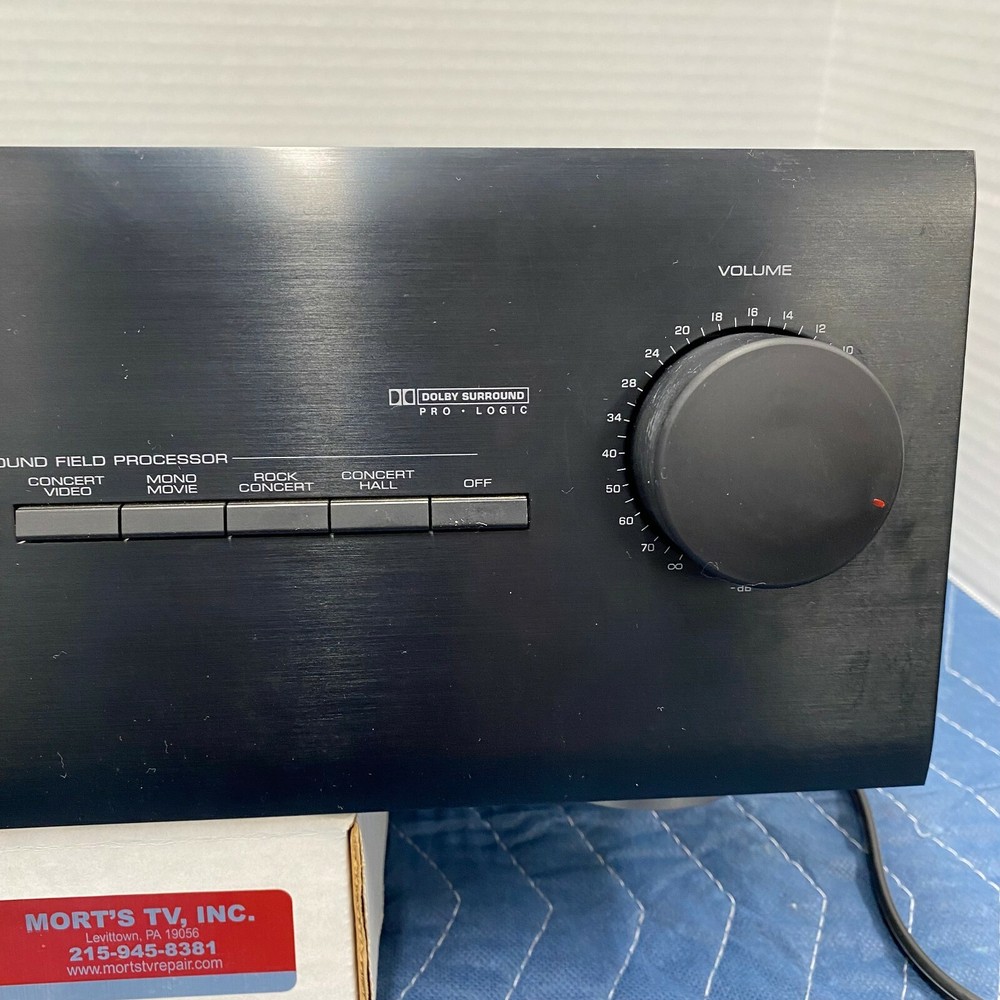 YAMAHA DSP-E200 DIGITAL SOUND FIELD PROCESSOR - SERVICED - CLEANED - TESTED