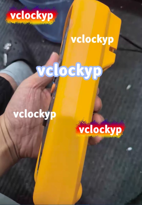1pcs Fluke 1507 megohmmeter