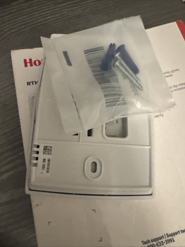 HONEYWELL HOME RTH111B HORIZONTAL NON-PROGRAMMABLE THERMOSTAT