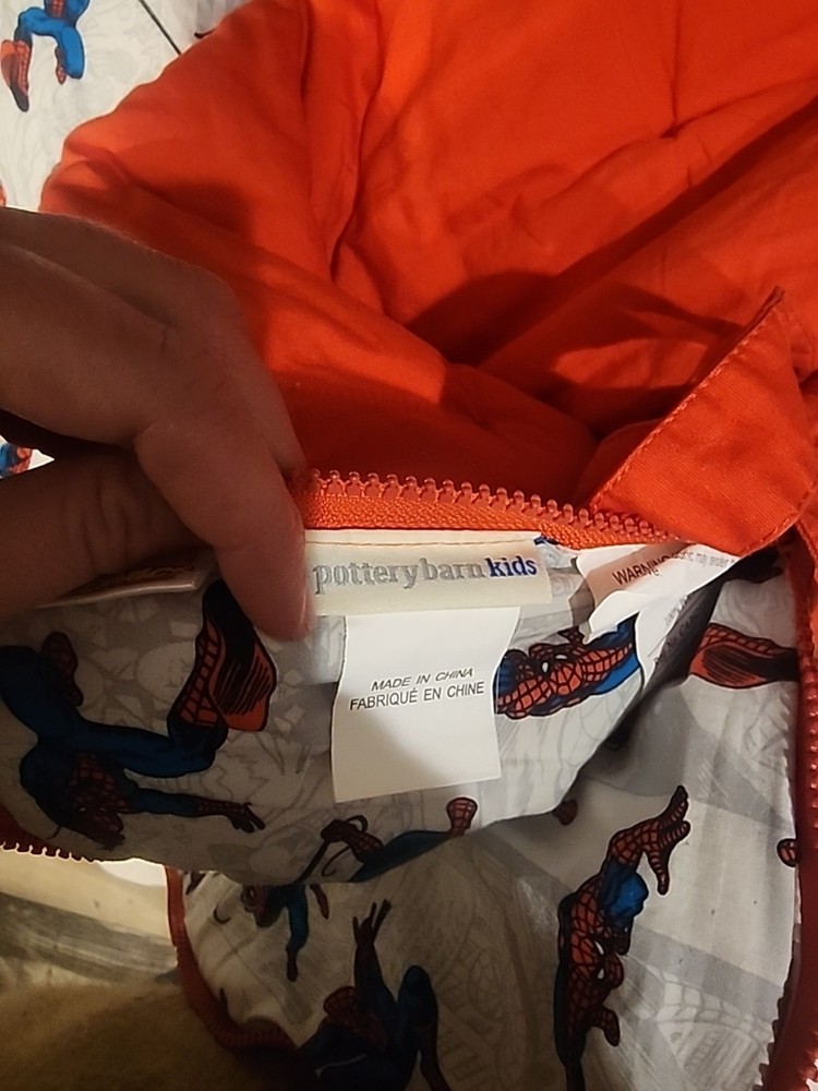 Pottery Barn Kids Spiderman Sleeping Bag 52"×24" EUC Marvel