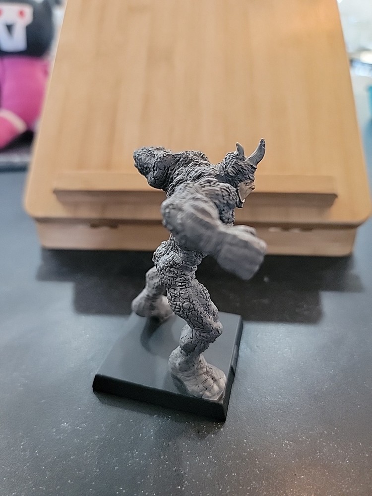 Eaglemoss Rino Statue