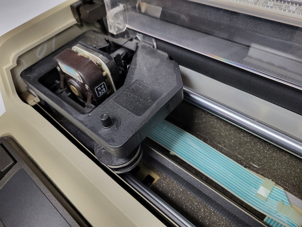 Vintage 1980s Digital DEC LetterPrinter 100 Dot Matrix Printer (Powers On)