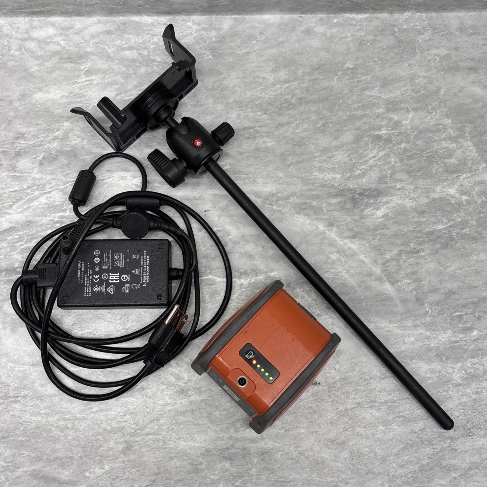 GE Inspections Mentor Visual IQ w/4mm x 3 Meter Probe Borescope in Rolling Case