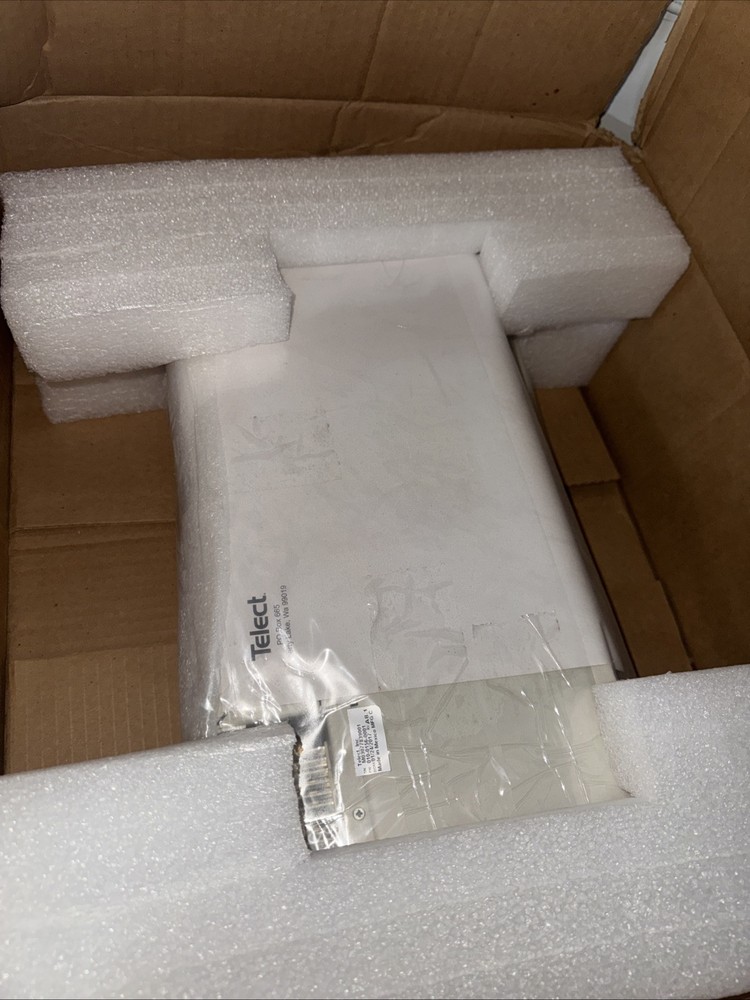 New Open Box Telect 010-0156-0001 Connect Patch Panel