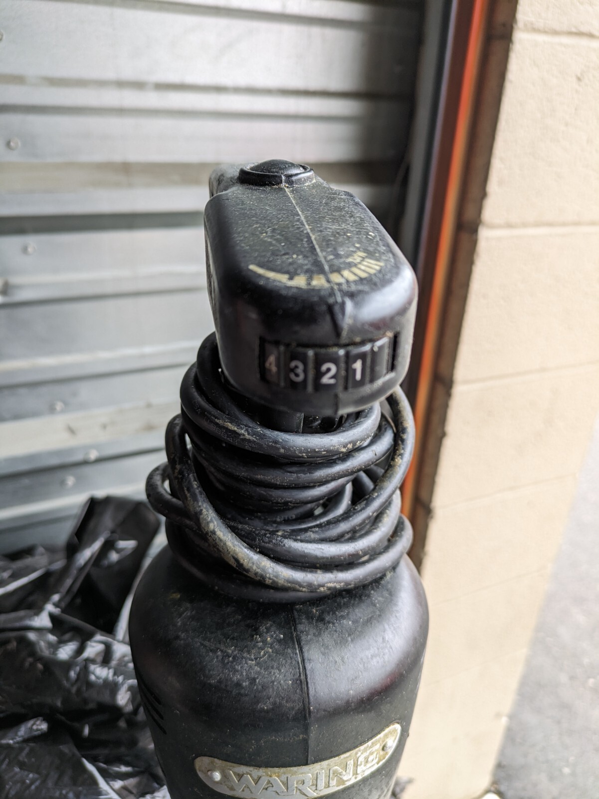 Waring WSB60 Big Stik 16" Variable Speed Immersion Blender - 1 HP