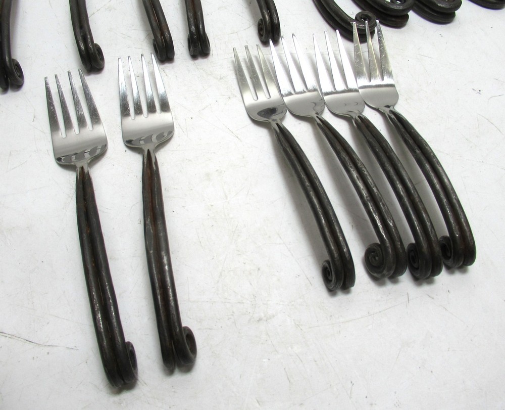 16 Pieces Treble Clef Stainless Flatware Silverware Utensil
