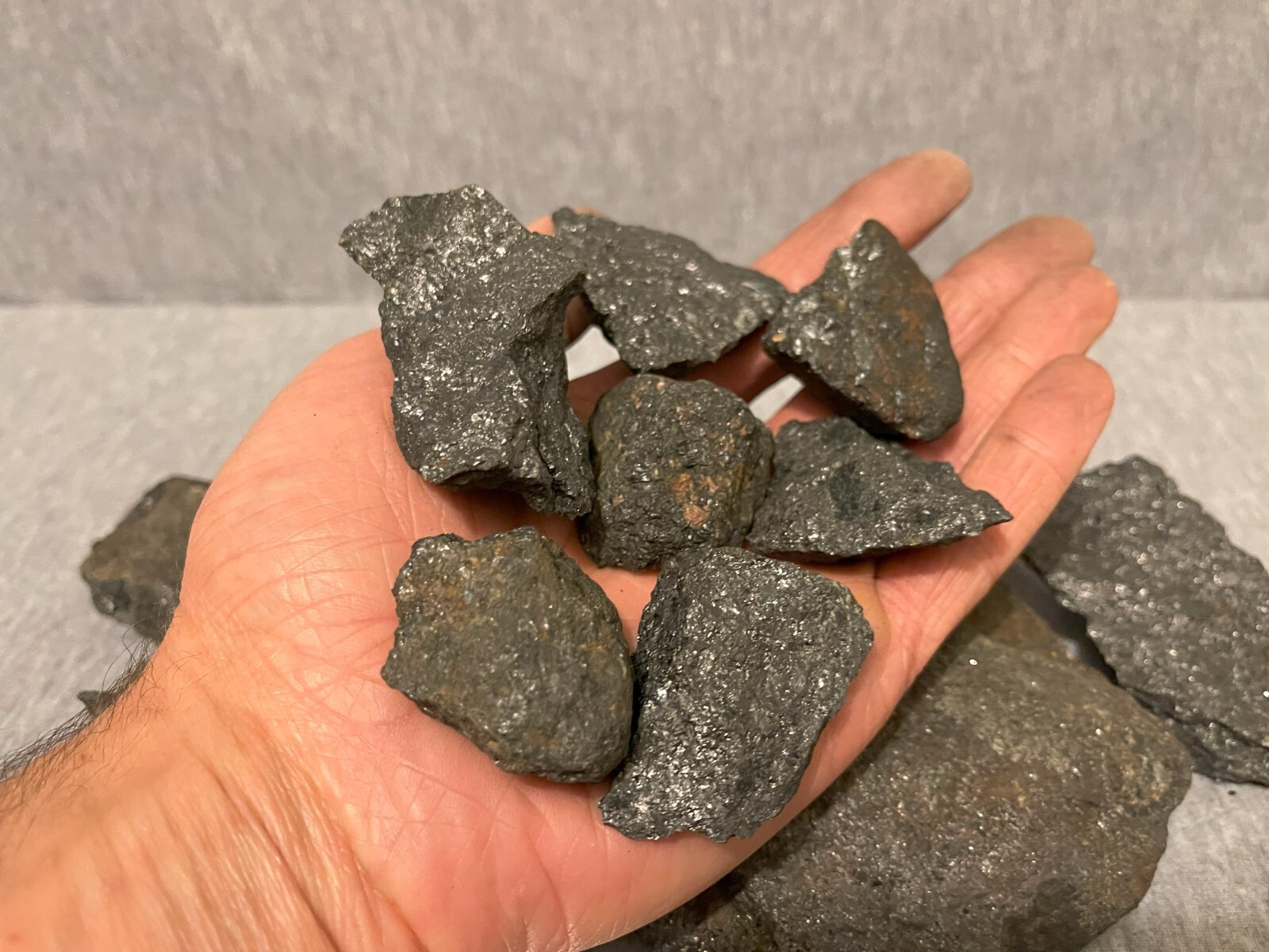 Dark Iron Ore, Magnetite Ore, Smelting Ore, Iron Ore Rock, 5 Pounds