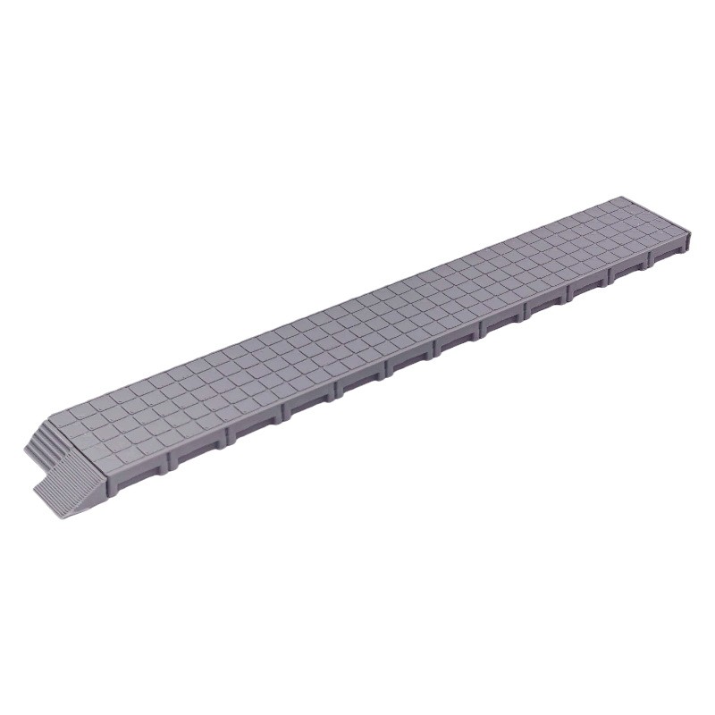 Outland Models Miniatures Classic Passenger Platform - basic 1:220 Z Scale