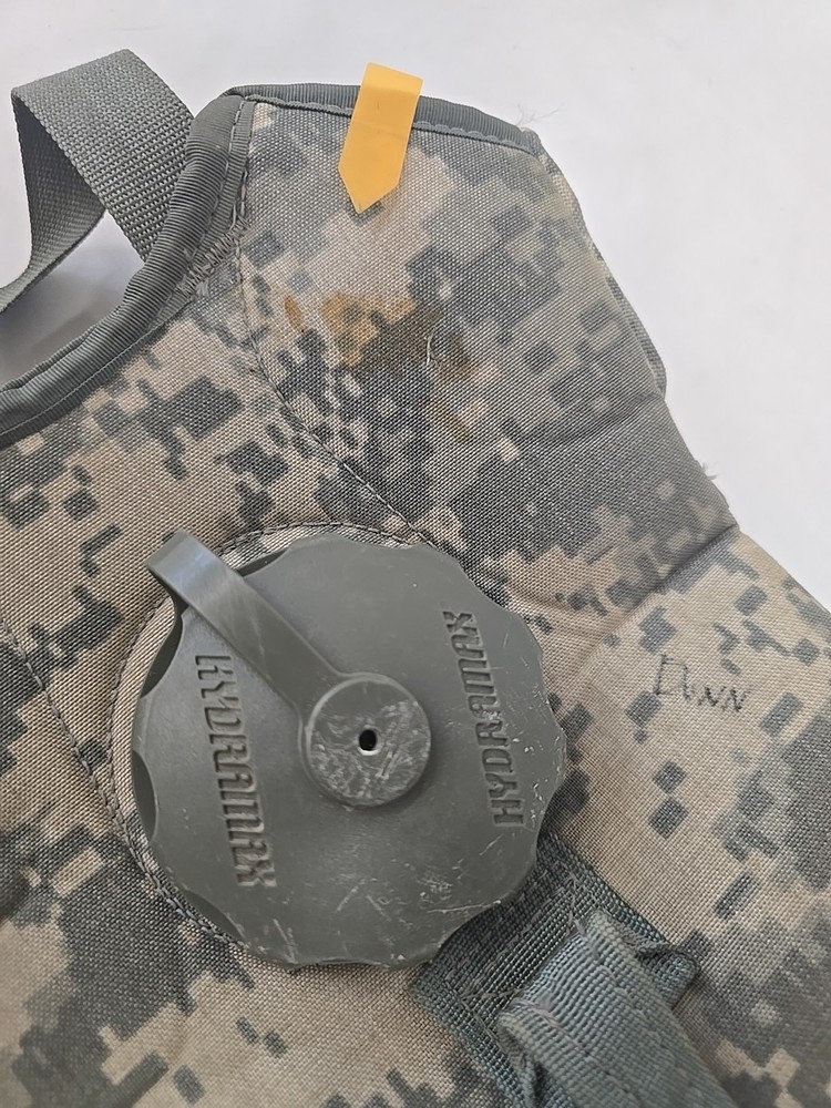 Salty USGI Molle II Carrier Hydration System ACU