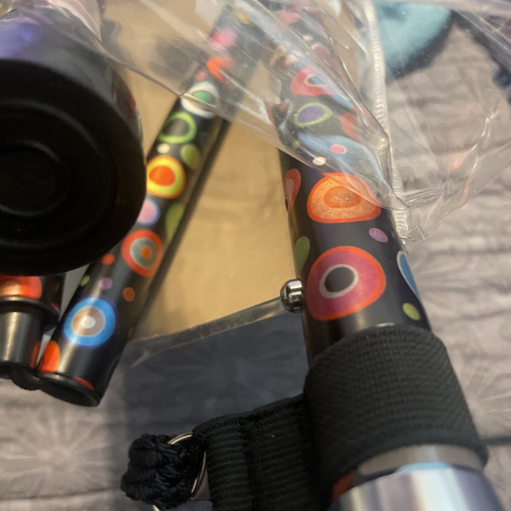 Switch Sticks Walking Cane. Foldable & Adjustable from 32-37in. 264 lbs