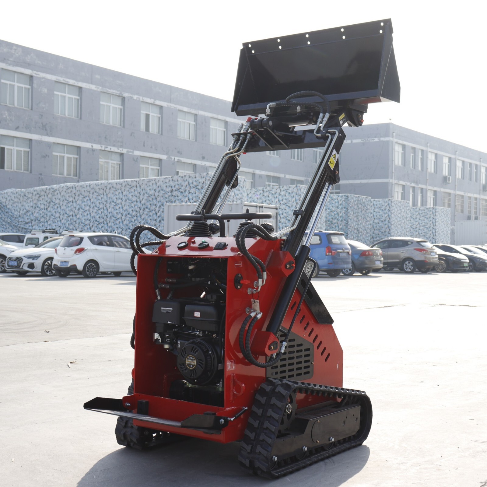 13.5HP Hydraulic Mini Skid Steer Loader Stand-On Track Garden