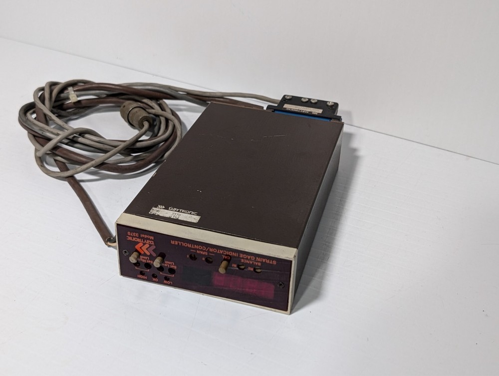Daytronic 3370 Strain Gage Indicator/Controller, digital, 4 digit, no power cord