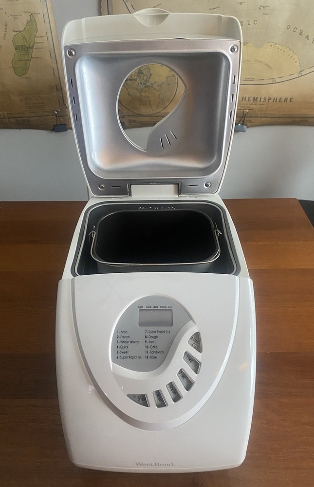 West Bend 41400 Bread Maker
