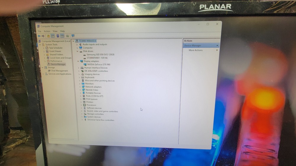 NewTek TriCaster 8000 Enhanced with Windows 11 Live Panel Virtual set editor