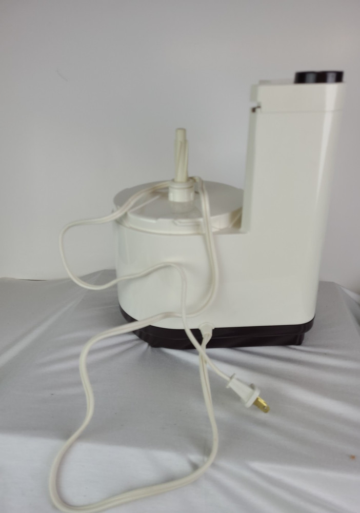 Regal La Machine 1 Model V Food Processor Motor Base Only Tested