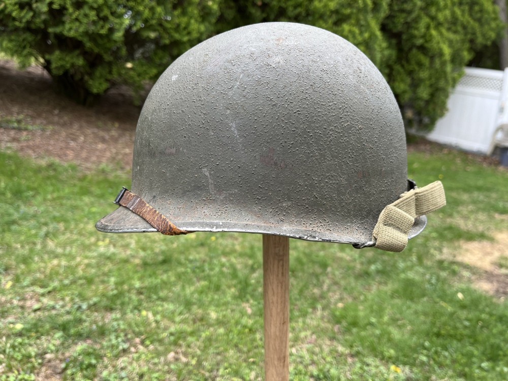 WW2 M1 Helmet Front Seam