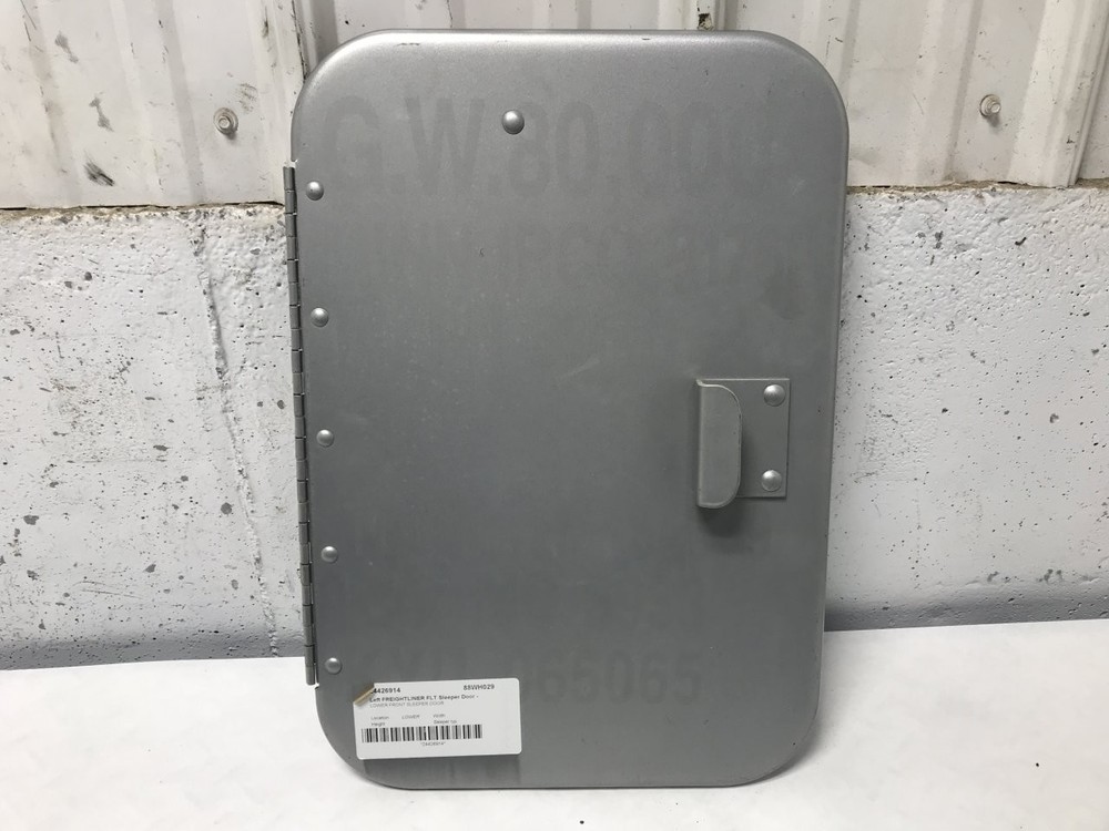 Freightliner FLT Left/Driver Sleeper Door - Used