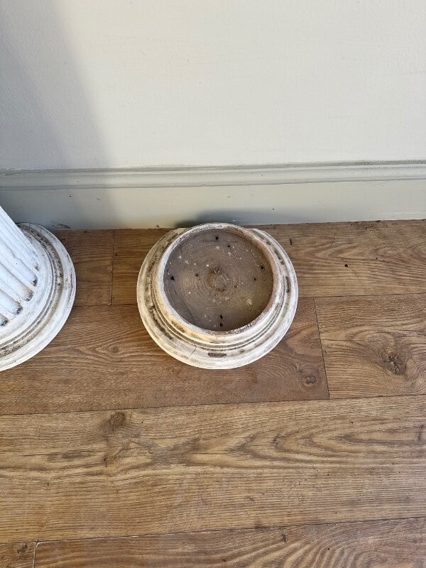 Antique wooden Corinthian columns