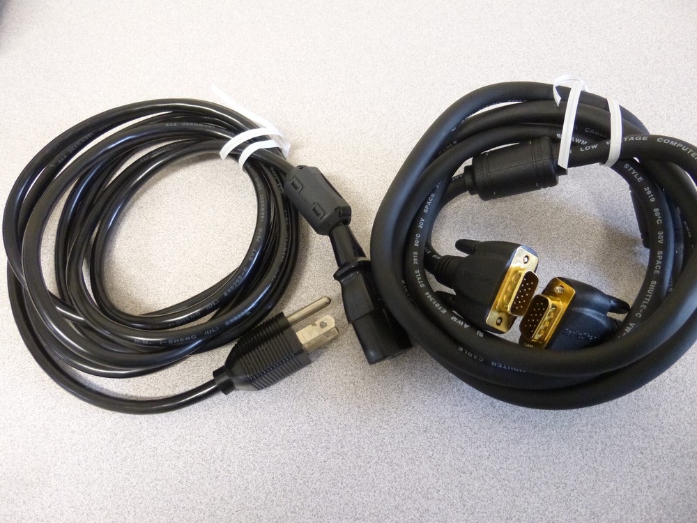 Viewsonic PJ551 Projector With Remote Bundle