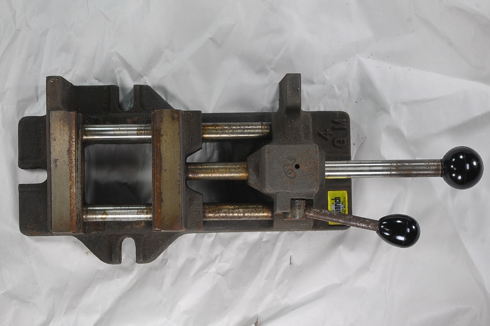 Heinrich No 4 GM Precision Toolmaker Grinding Vise 4" Jaw Racine Bakelite WI USA