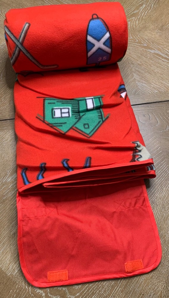 Indigo Red Great Canadian Roll Up Blanket