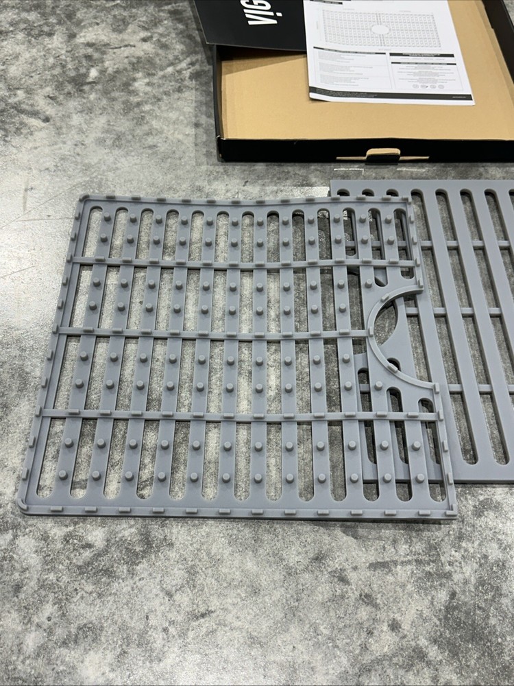 Vigo VGSG3318 Kitchen Sink Silicone Grid - Gray