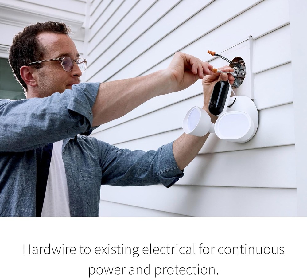 Arlo FLW2001-100NAR Wired Floodlight Security Camera,White-Certified Refurbished