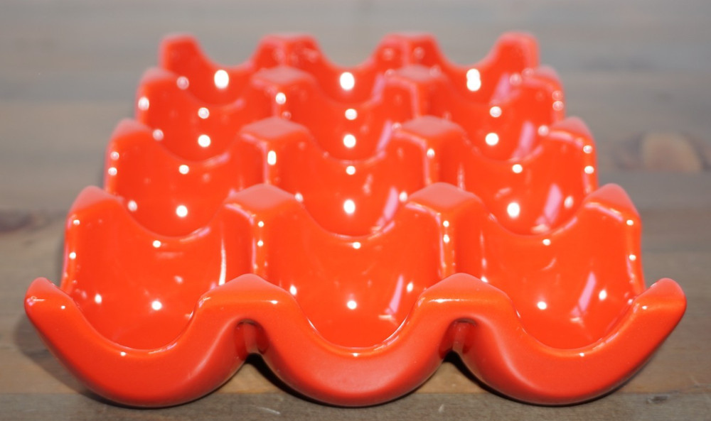 Rachel Ray Ceramic Egg Holder For 12 Eggs Deviled Eggs Sittin' Pretty Red