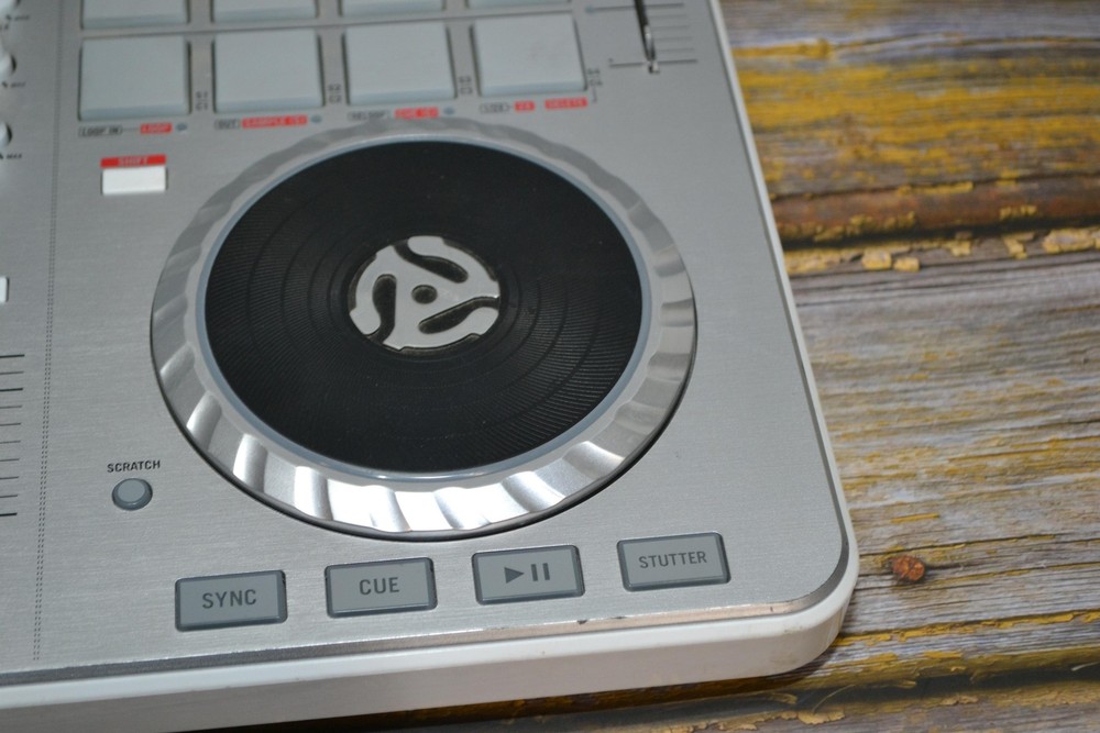 Numark Mixtrack II USB DJ Double Deck Controller 2-Channel Silver MIDI Portable