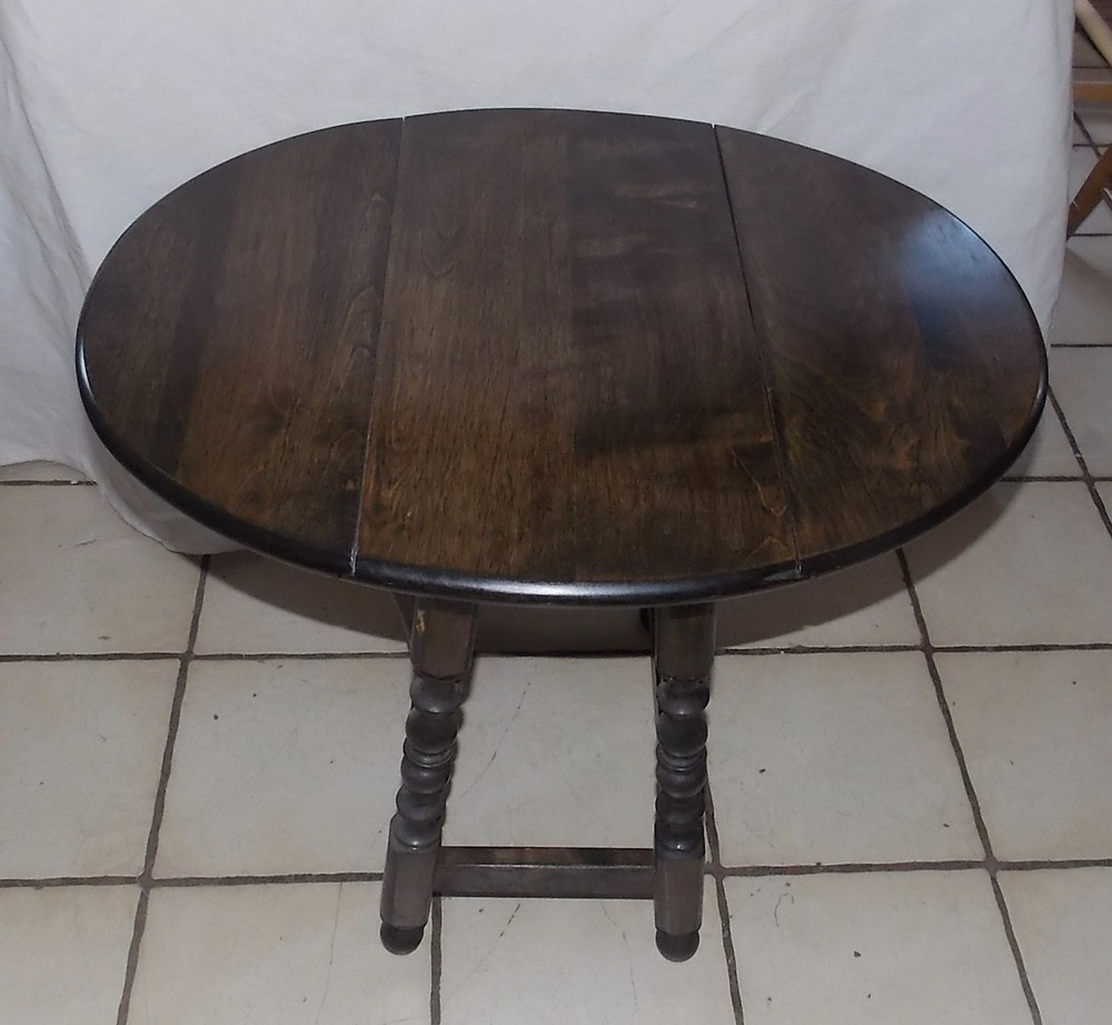 Dark Maple Dropleaf End Table / Side Table (ET273)