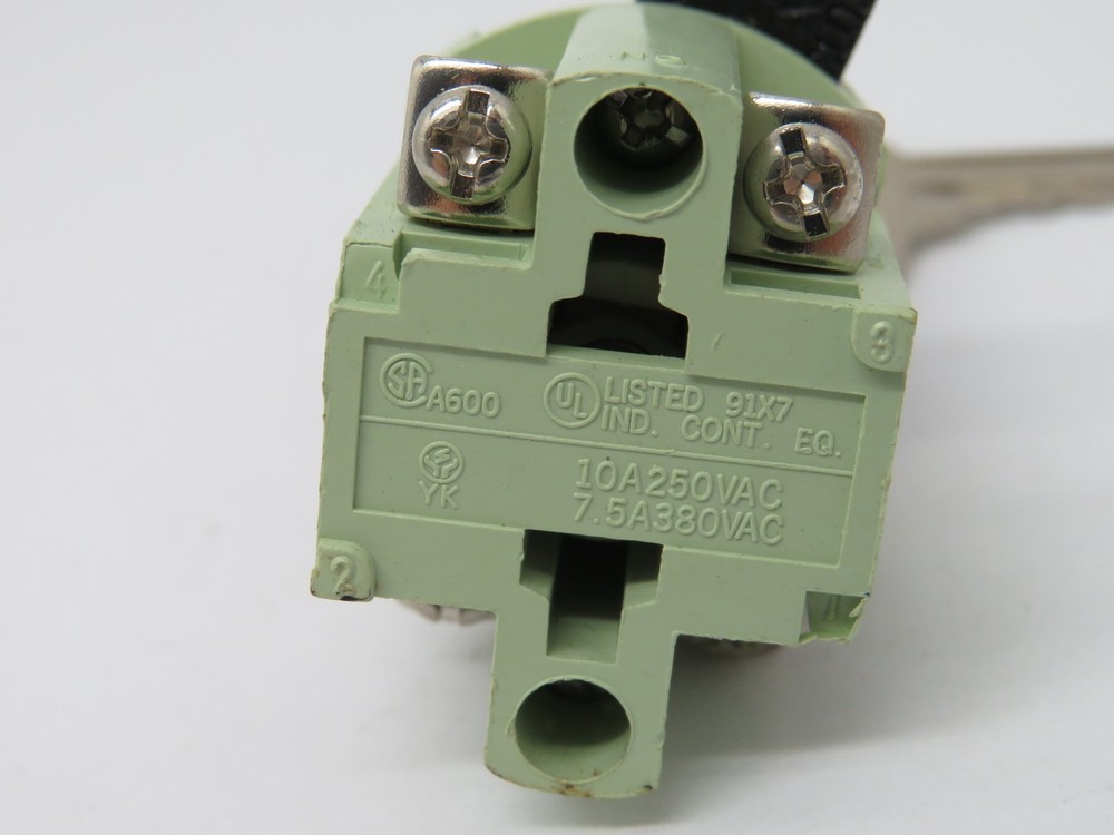 Generic 2Pos Maintained Left Right Spring Back Keyed Switch 1NO/NC 10A 250AC NOP