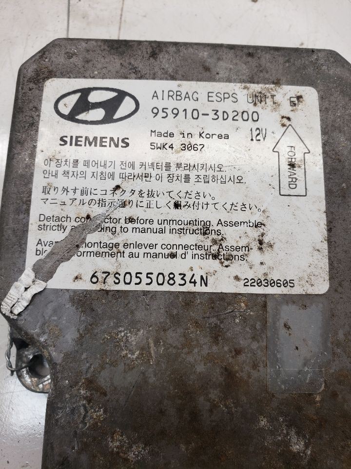 Engine ECM Bag With Side ab Fits 2002-2005 SONATA OEM