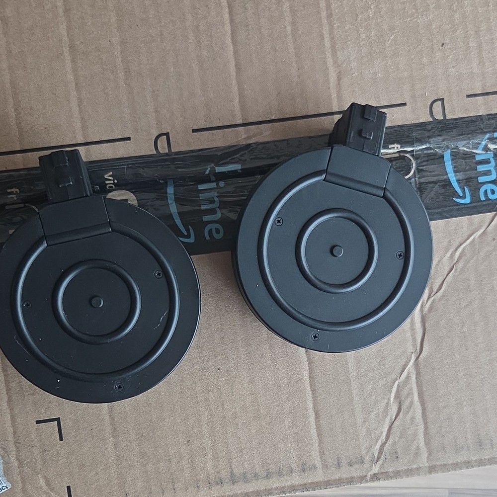 two airsoft vz61 drums