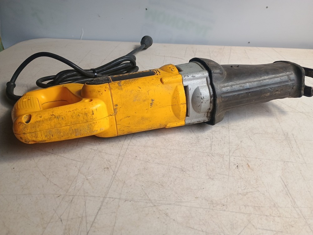 Dewalt DW307M 1 1/4” stroke Reciprocating Saw