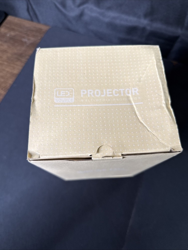 Led Source Ultra HD MultiMedia Projector High Dynamic Range White - NEW