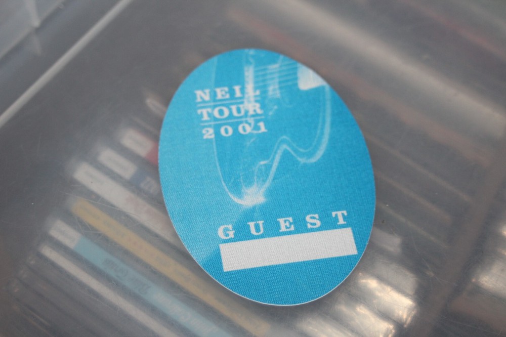 Neil Young  -  Unused Backstage Pass - FREE POSTAGE - 2001 Tour BLUE