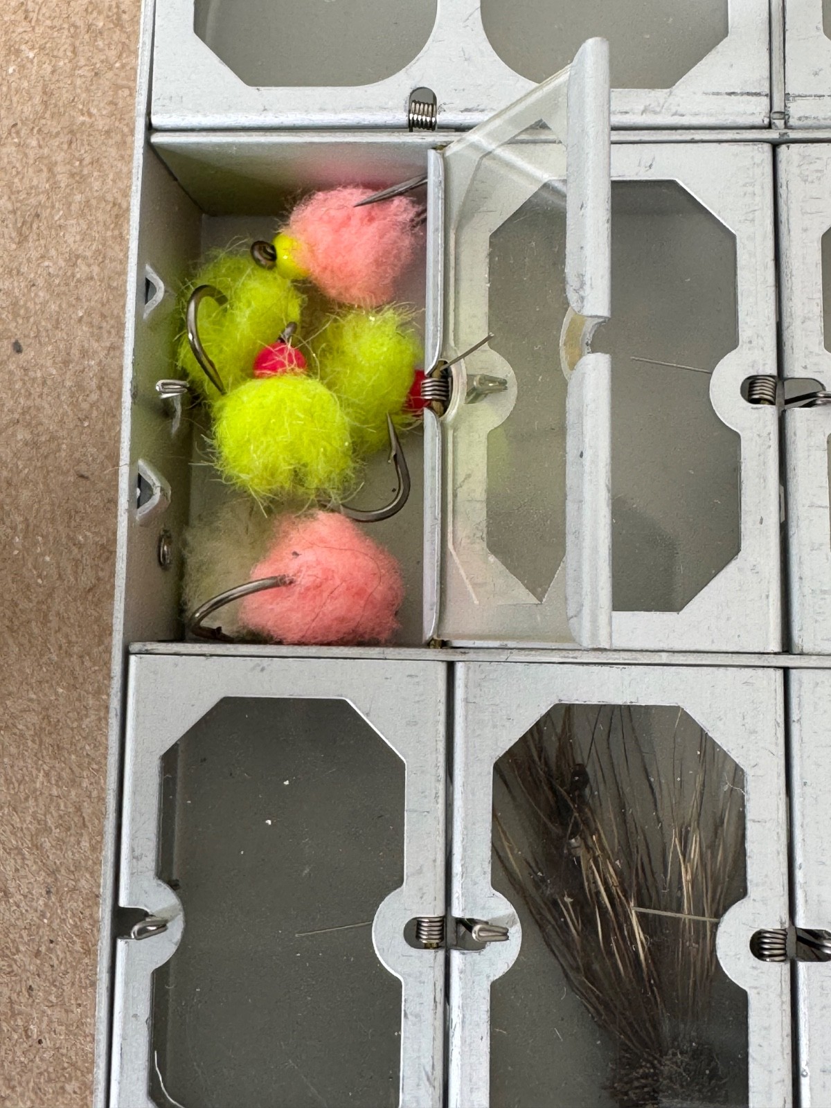 Cabelas Aluminum Fly Box + Over 100 Hoppers Beadheads Streamers Wheatley Clone