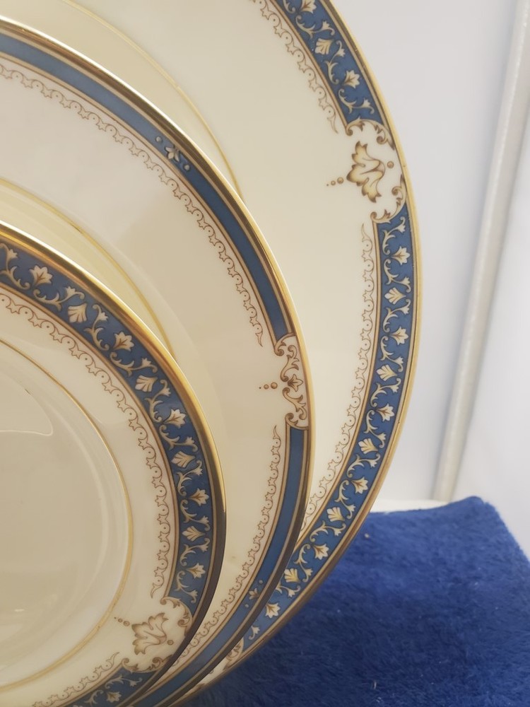 Lenox Whitley Manor 5 Piece Place Setting LK