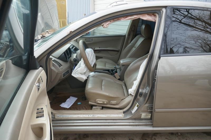 Temperature Control Fits 07-08 MAXIMA 1947015