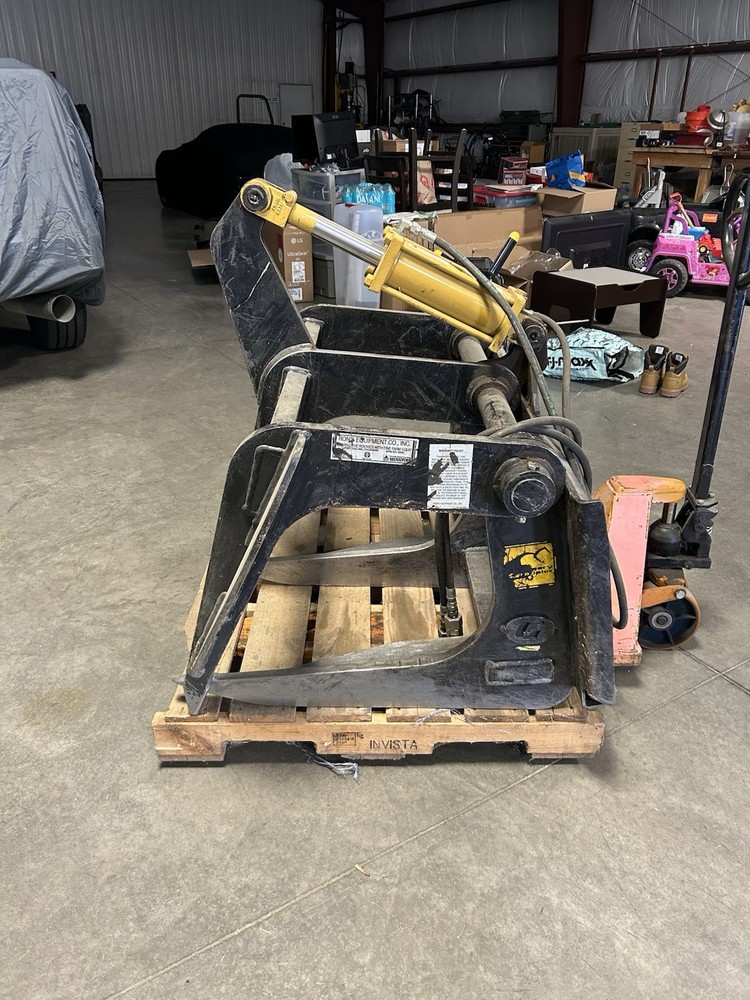 North American Attachments Root Grapple for Skid Steer Loader