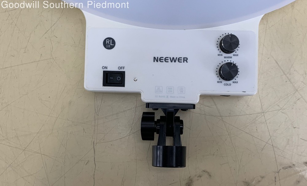 Neewer 19" Ring Light - No Stand - Tested