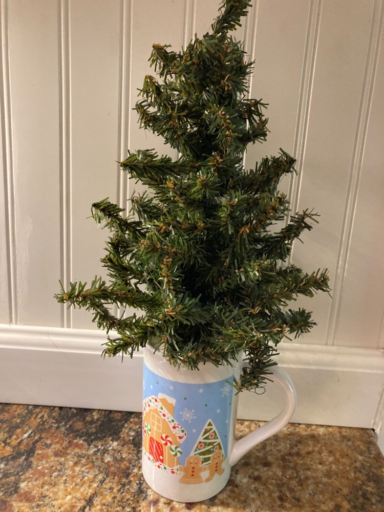 Mini Christmas Tree in Mug with Decorations