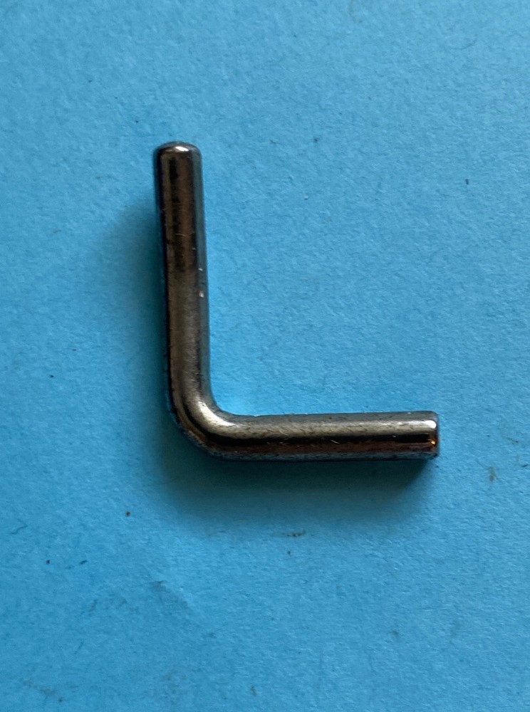 *USED* 23669-SINGER-THREAD GUIDE-FOR SEWING MACHINES*