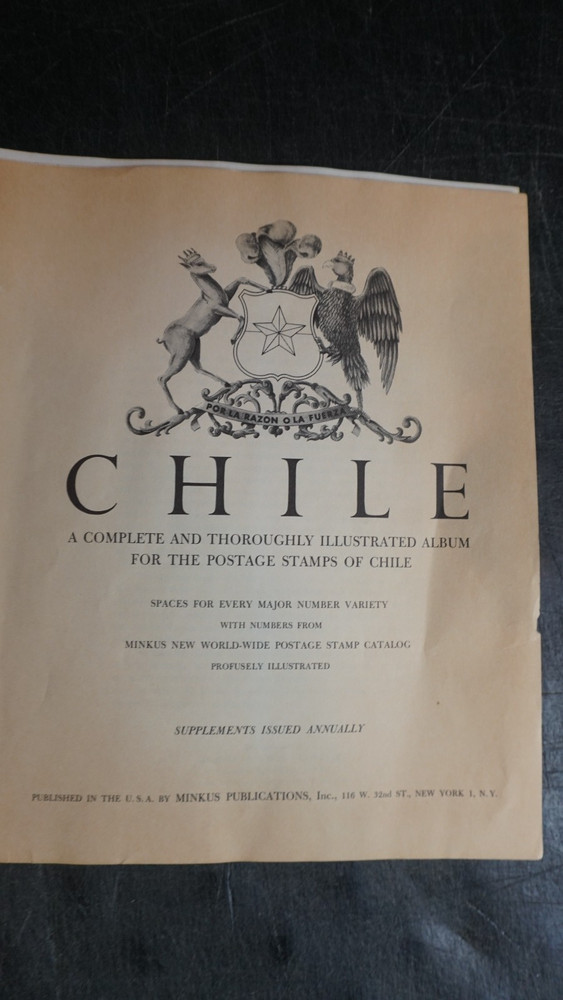 Chile fine collection on pages