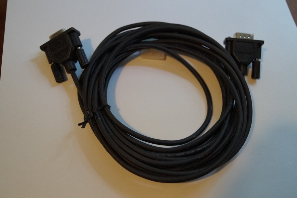 APC 940-1524C / 9401524C  cable
