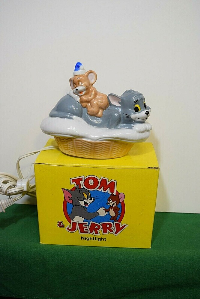 Tom & Jerry Nightlight - Mint in original box.